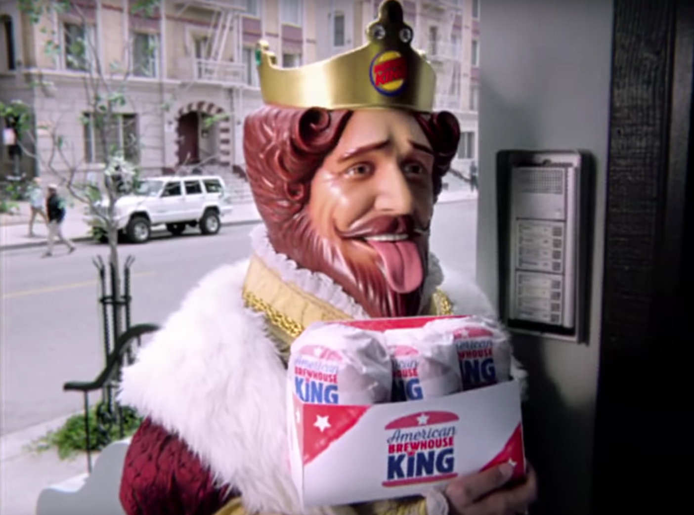 Известные рекламные ролики. Маскот бургер Кинг. Король бургер Кинг. Бургер Кинг Маскот Король. Старая реклама бургер Кинг с королем.